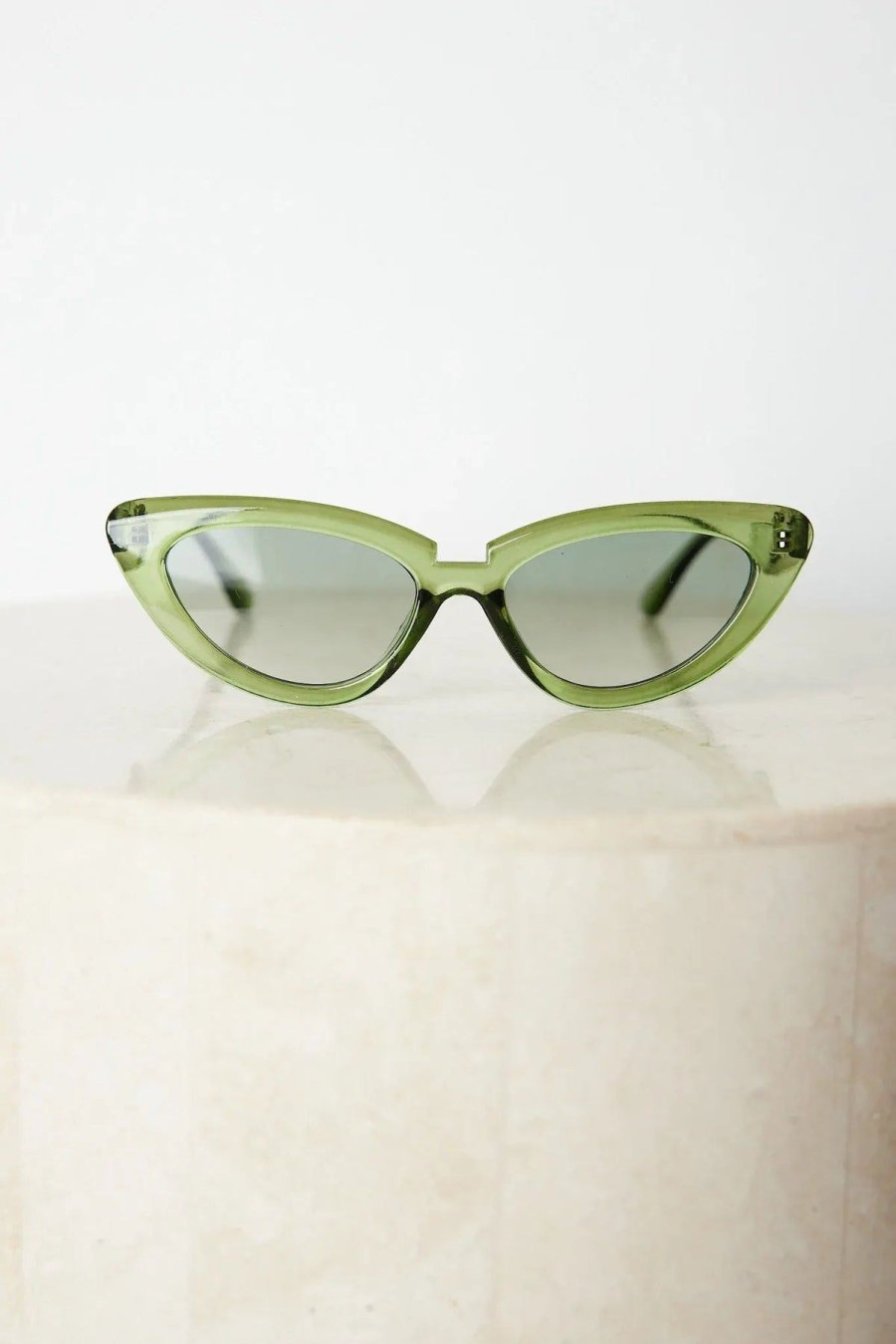 Women Esther & Co Sunglasses | Finlay|Green