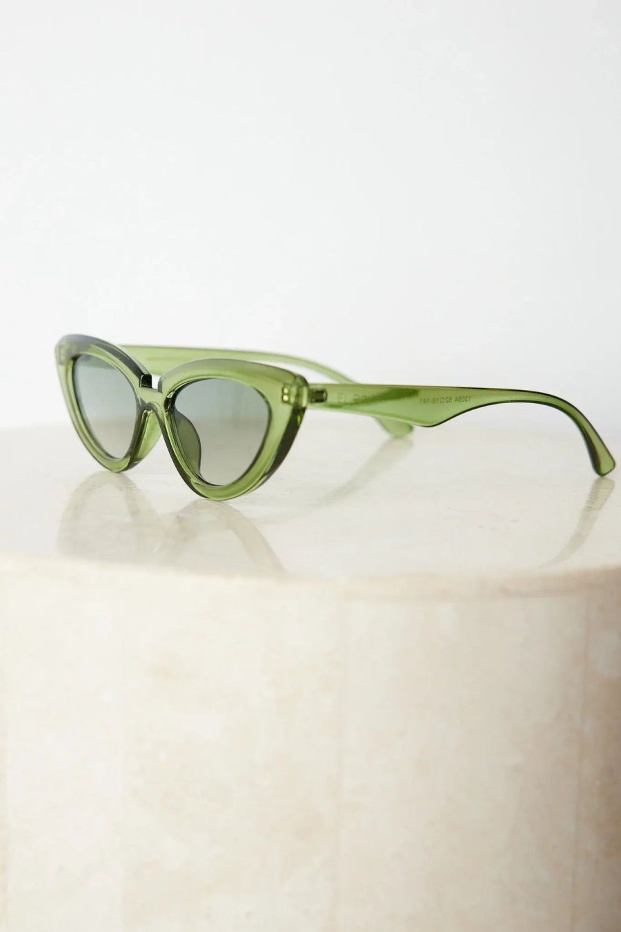 Women Esther & Co Sunglasses | Finlay|Green