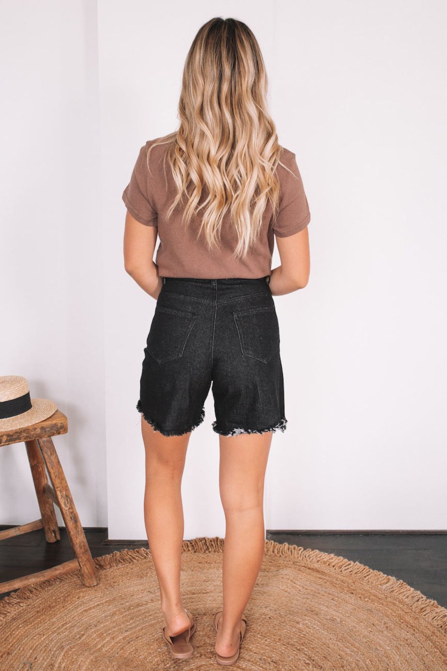 Women Esther & Co Bottoms | Heatwaves Shorts-Black