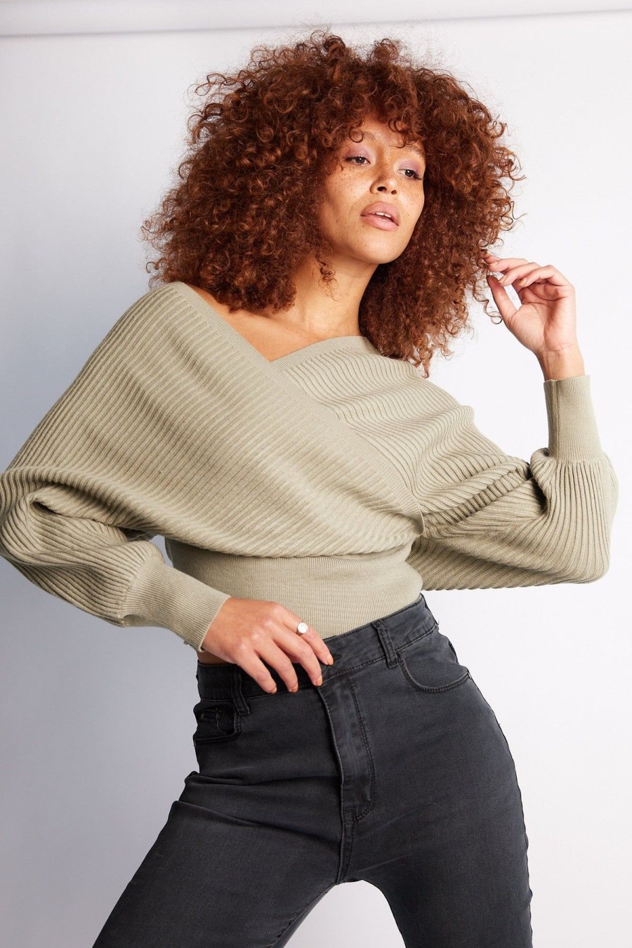 Women Esther & Co Jumpers & Sweaters | Darielle Knit Top-Sage