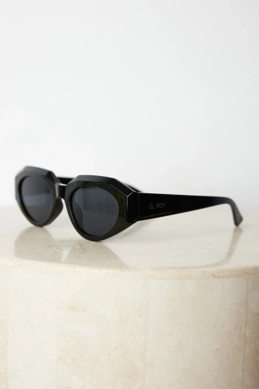 Women Esther & Co Sunglasses | Yvette|Black