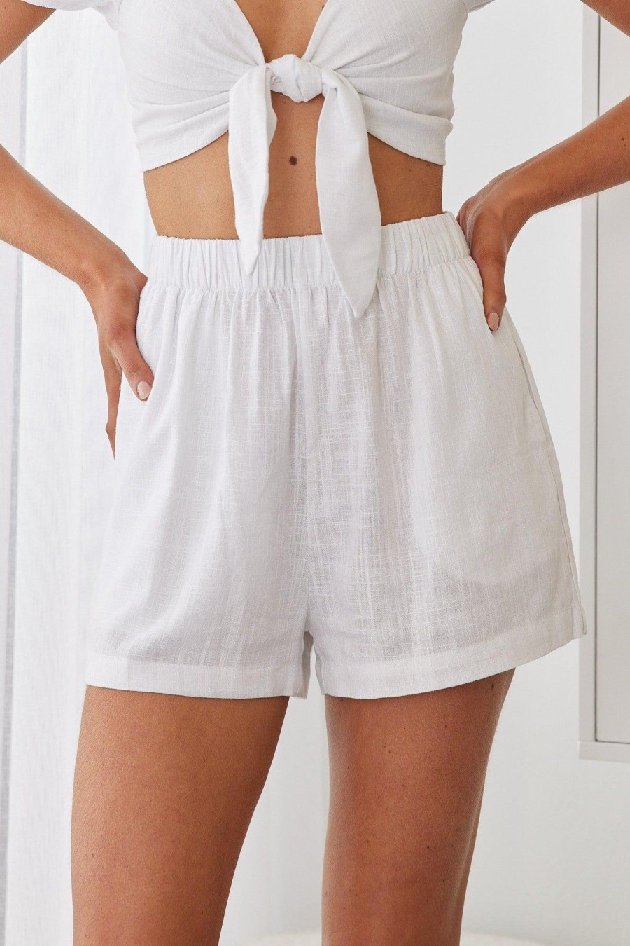 Women Esther & Co Sets | Divinia Shorts-White