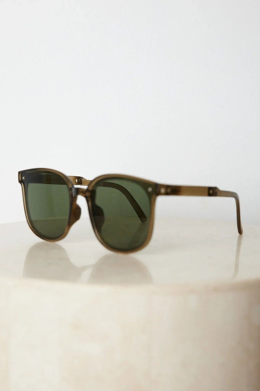 Women Esther & Co Sunglasses | Finneas|Olive