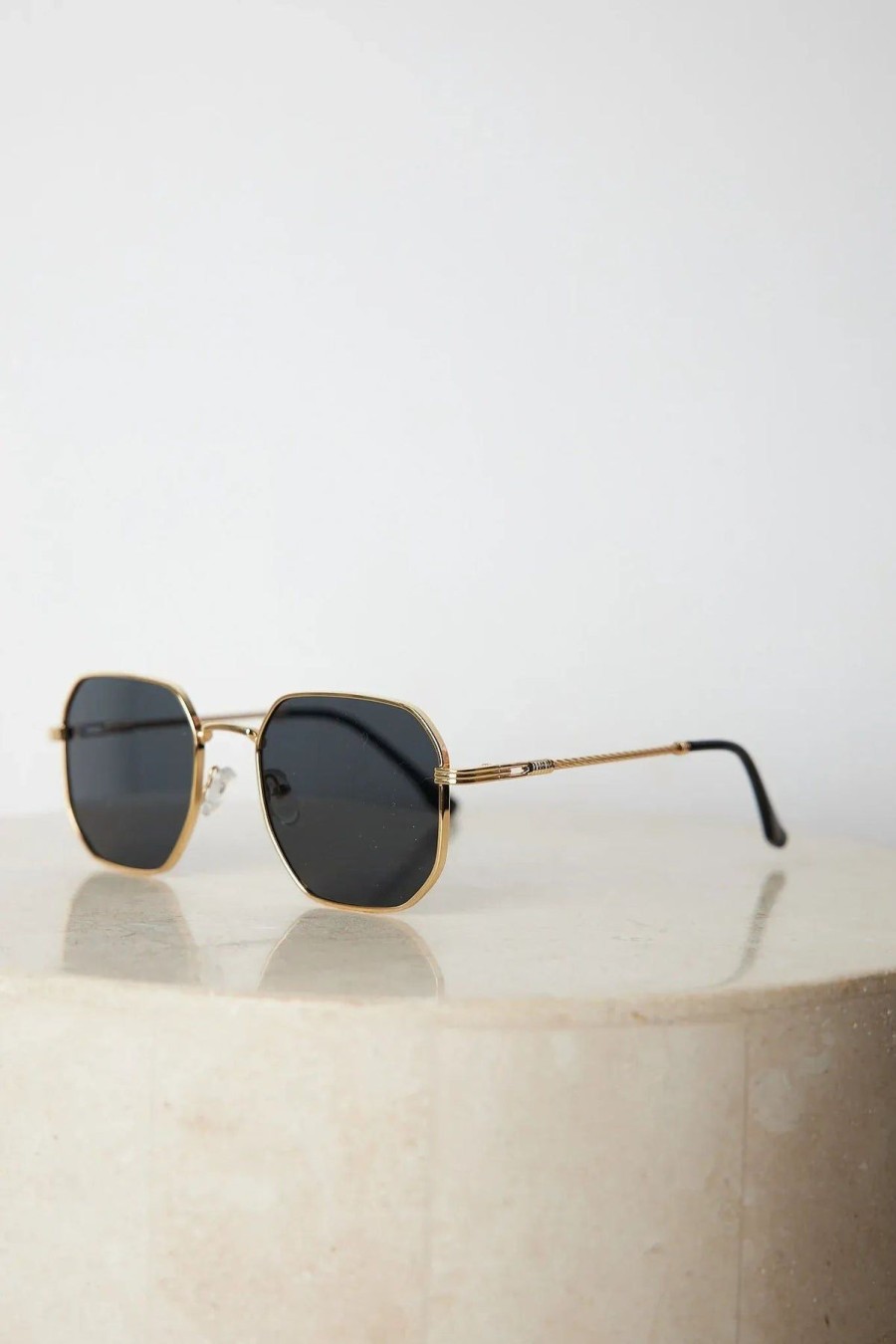 Women Esther & Co Sunglasses | North|Gold