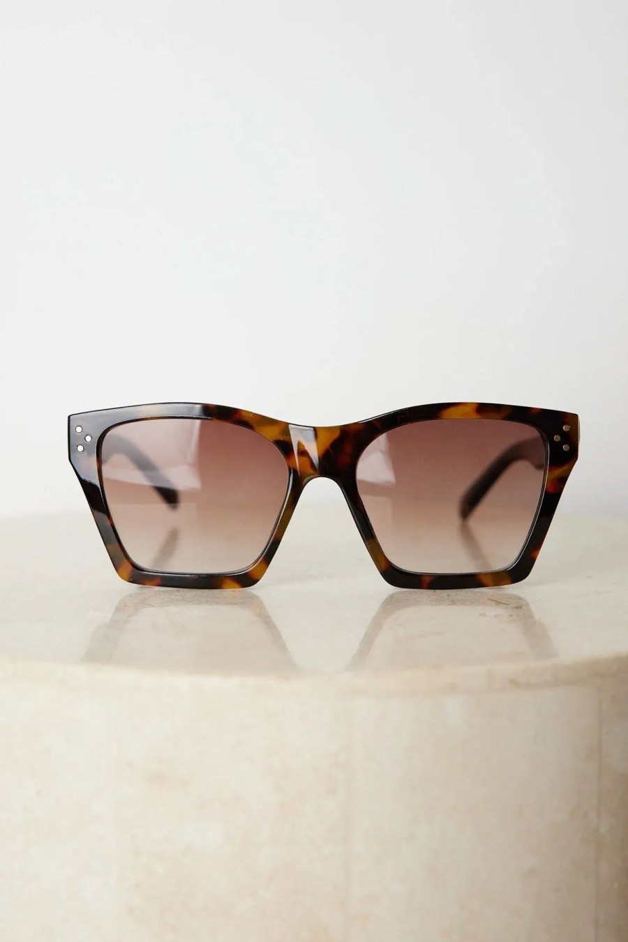 Women Esther & Co Sunglasses | Teo|Tortoise