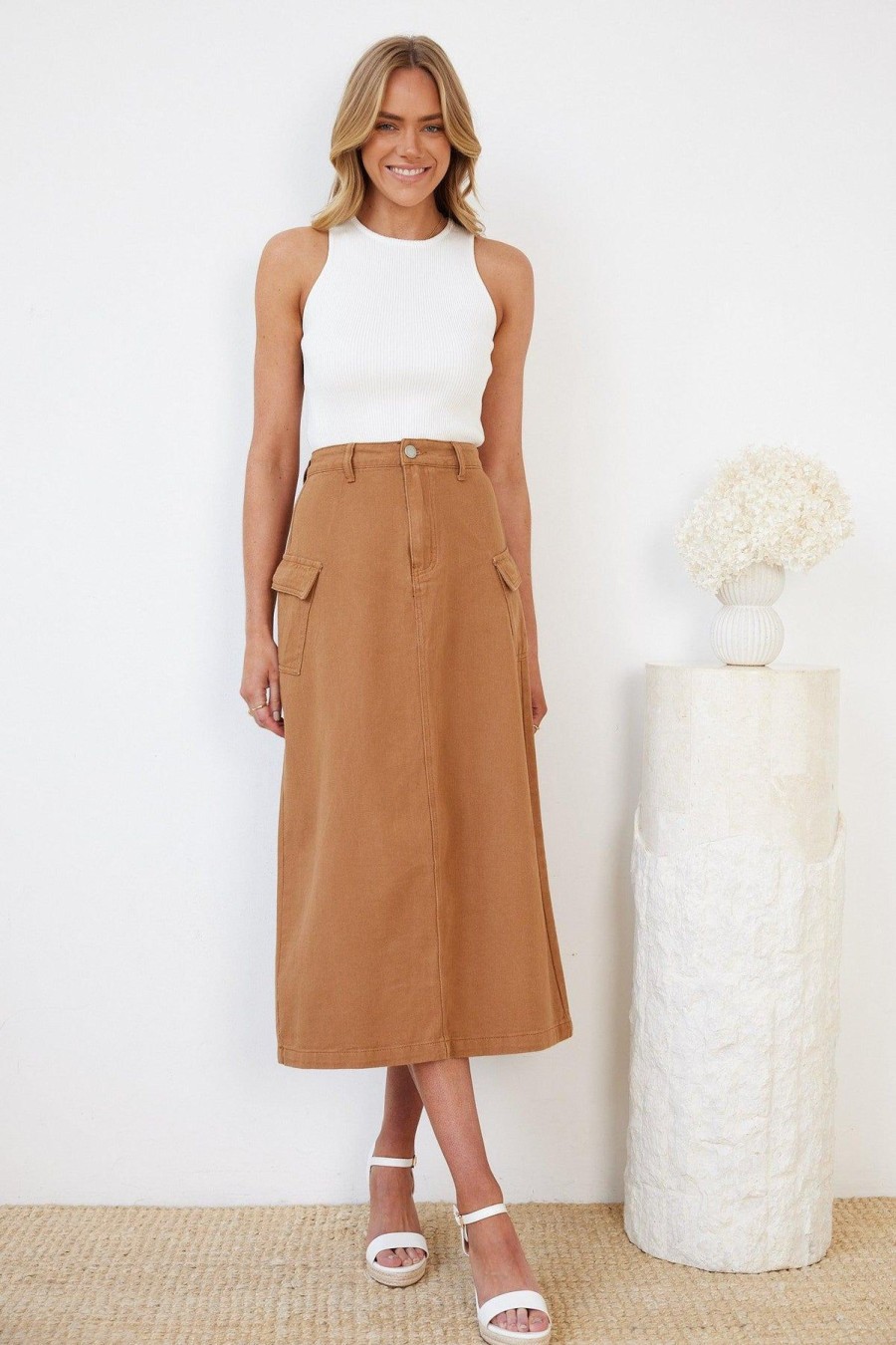 Women Esther & Co Bottoms | Lysari Skirt-Taupe