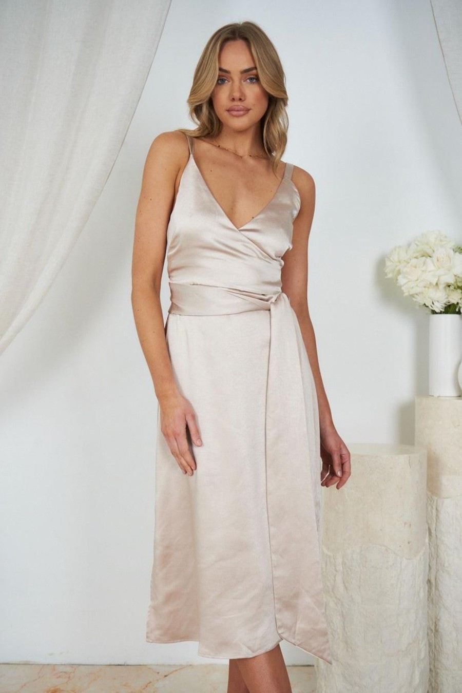 Women Esther & Co Dresses | Poppy Dress-Champagne