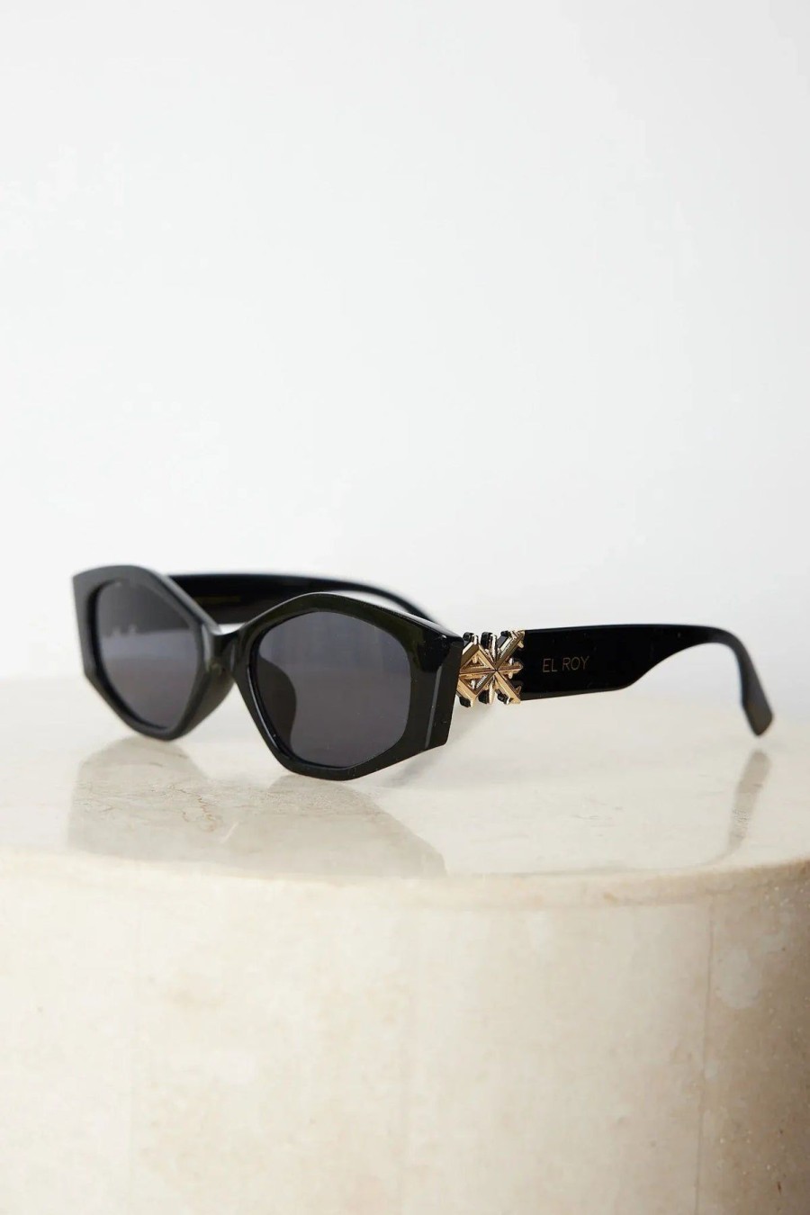 Women Esther & Co Sunglasses | Iris|Black